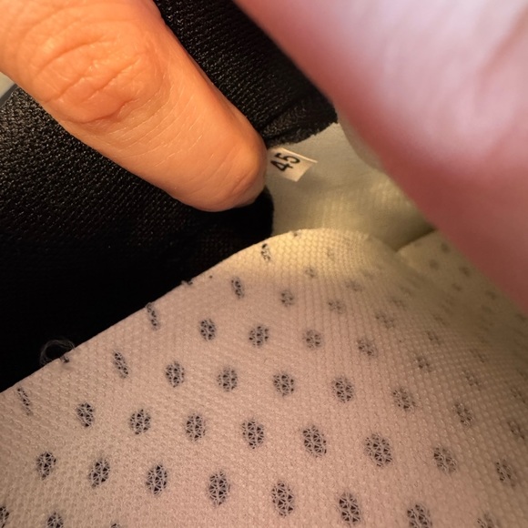 New men’s spike track shoes - Picture 8 of 8